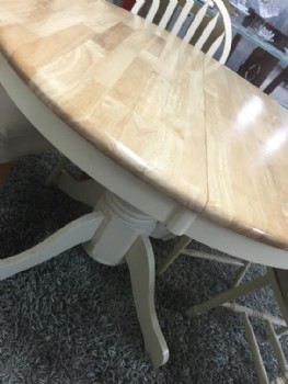 שולחן בוצ'ר אלון