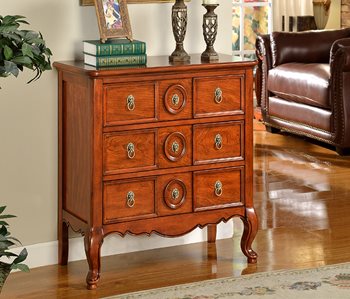 שידת מגירות מעץ מלא בסגנון קלאסי איטלקי. גרין האוס רהיטים