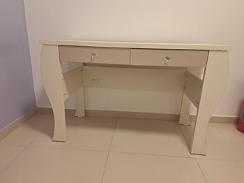 שולחן דבורה לתלמיד